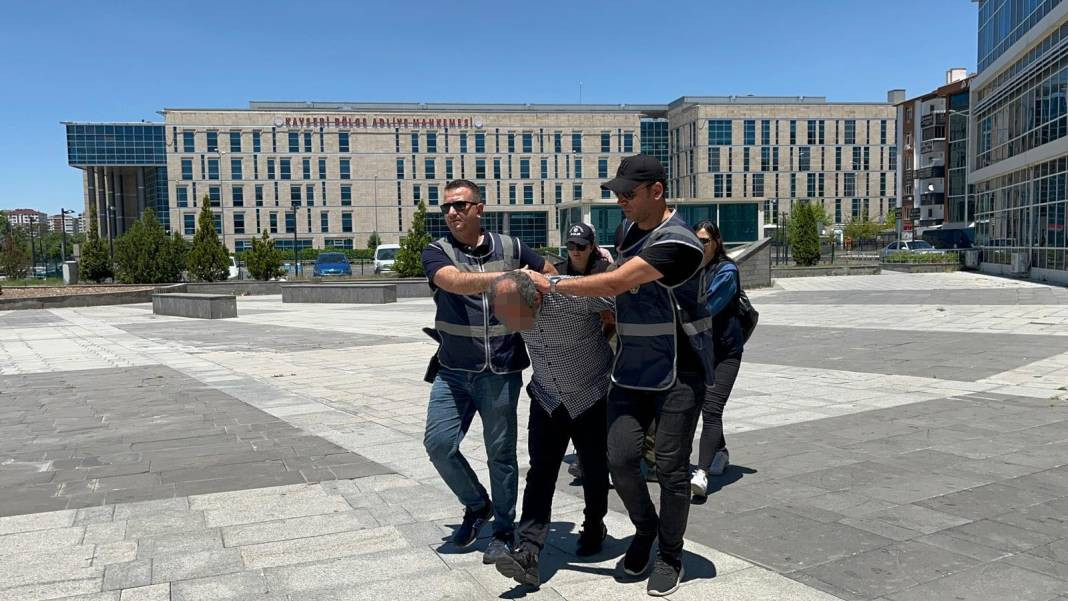 Bayram sabahı Atatürk heykeline saldıran dayı yeğen tutuklandı - Resim: 5